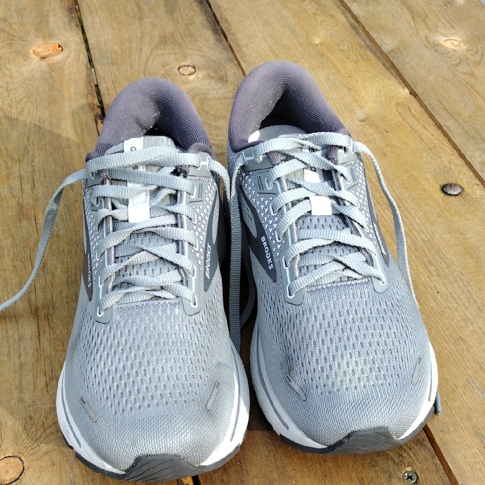 Brooks Ghost 14 Gray Size 9.5